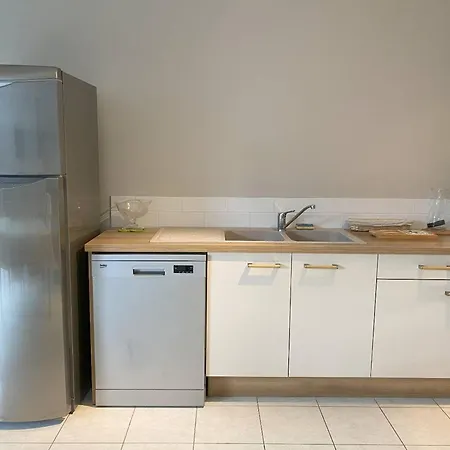 2 Avec Terrasse Au Coeur De Perros-guirec, Parking Inclus - Fr-1-368-449 Perros-Guirec